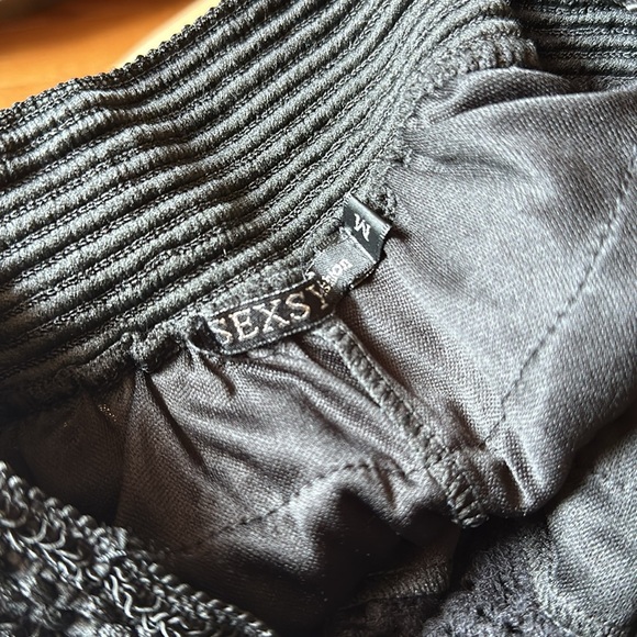 Bloomer ruffle shorts - Picture 3 of 3